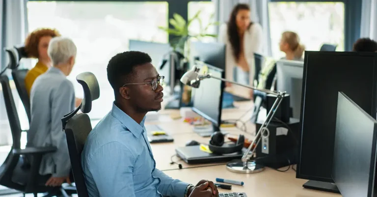AI and Human Expertise in B2B Research